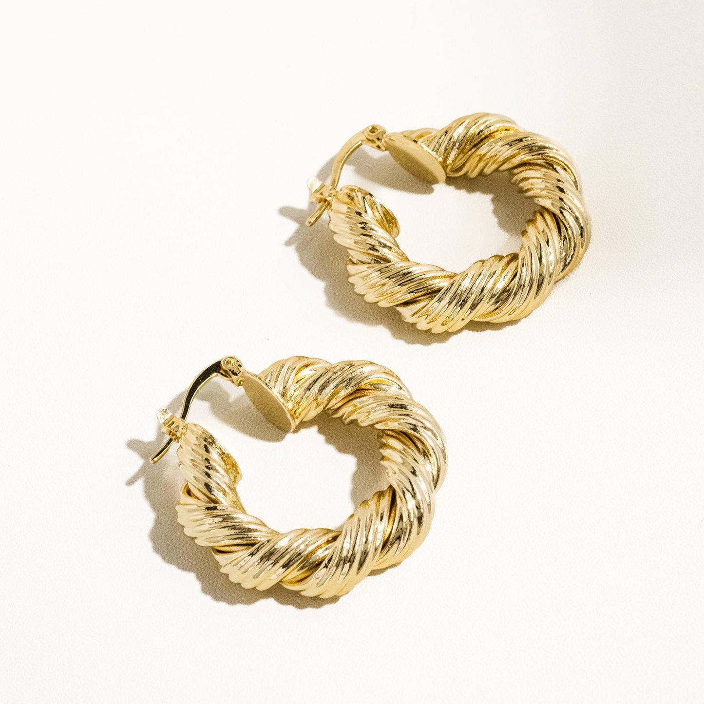 Isla Classic Twisted Hoop Earring